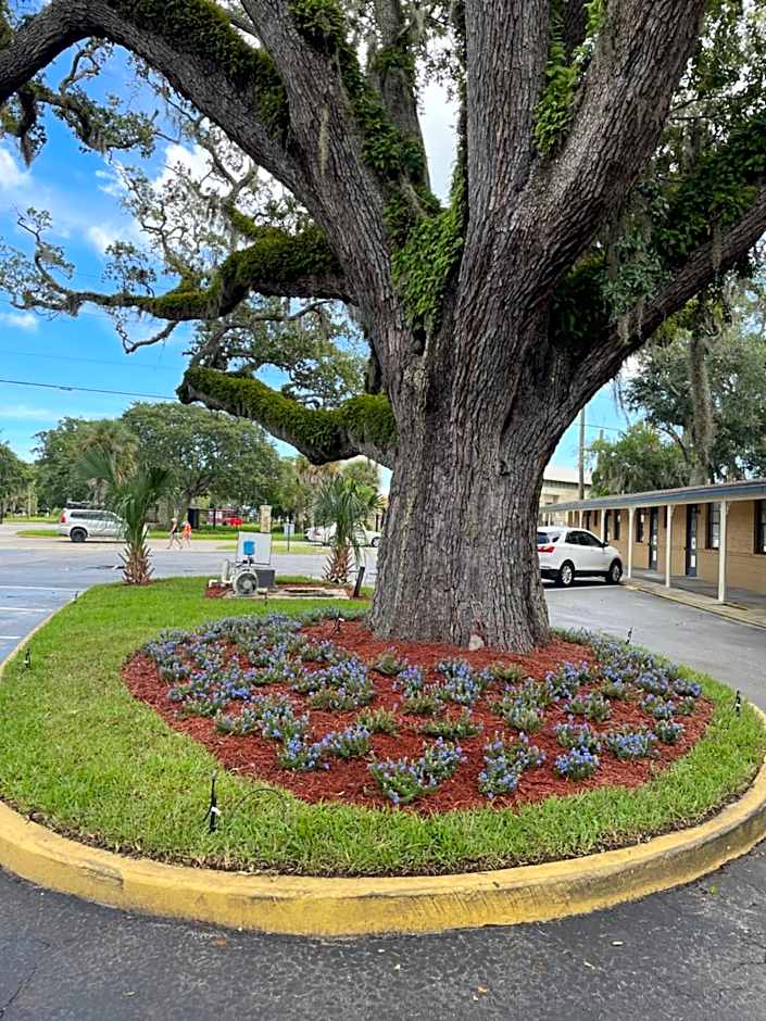 Scottish Inn - Saint Augustine