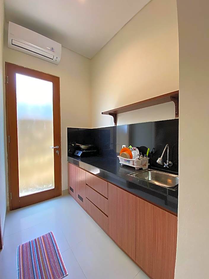Ayu Love and Harmony Guest House