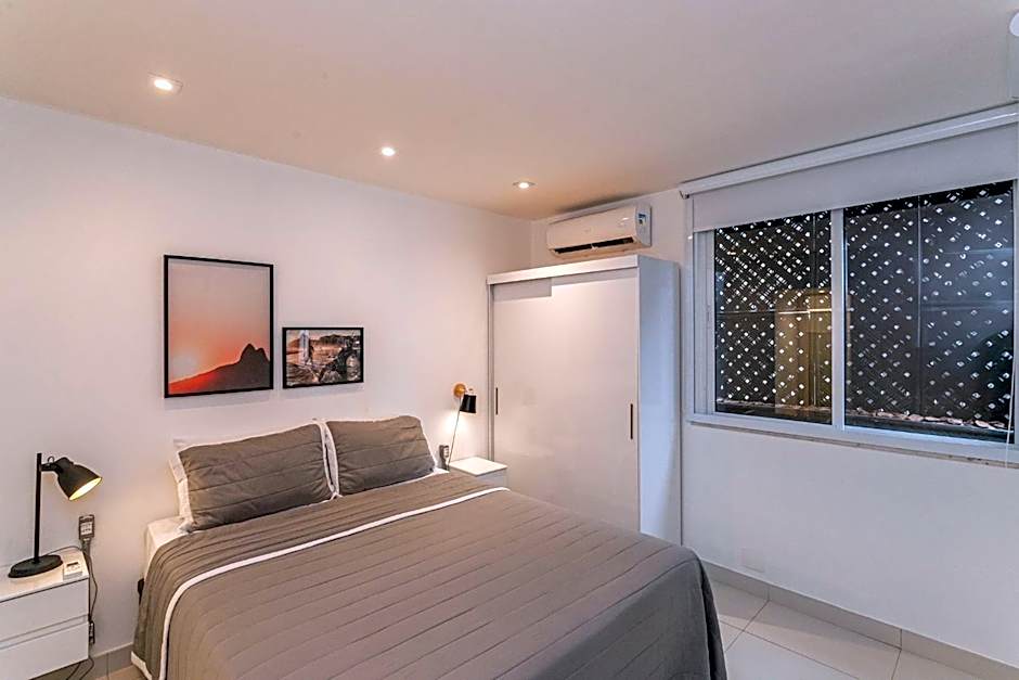 Apartamento Moderno a 300 m da Praia do Leblon