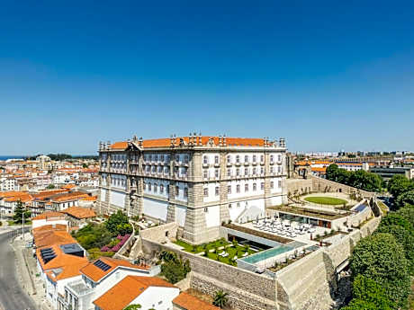 The Lince Santa Clara