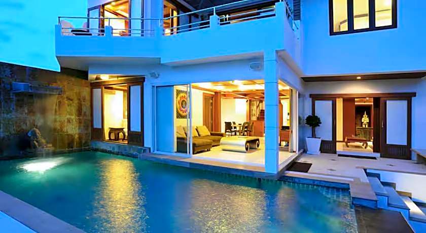 Villa Melitta, Pool, Beach, 360-SeaViews, 6-bed Thai Luxury on Best Location in Samui