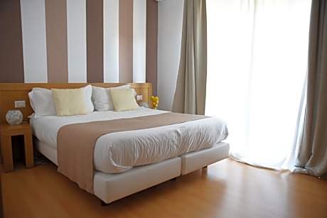 The Night Guest House