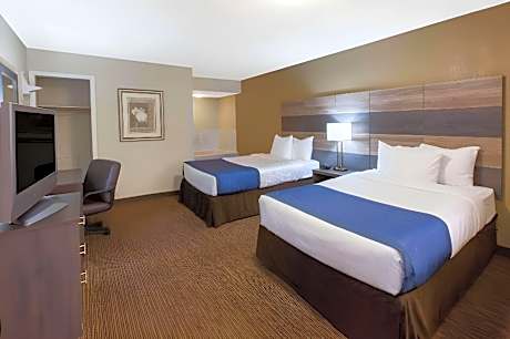 2 Double Beds Non-Smoking