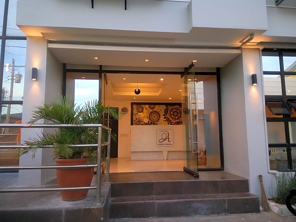 Hotel Rupert A Baler