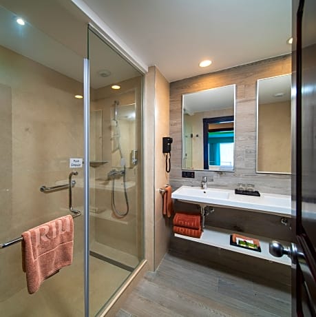 Jr. Suite with sea view