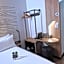 B&B HOTEL Massy Gare TGV