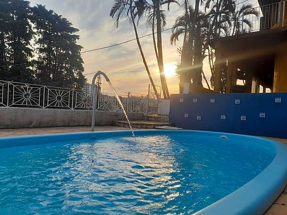 Lopez Village GuestHouse