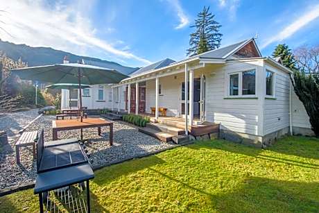 Willowbrook Country Apartments