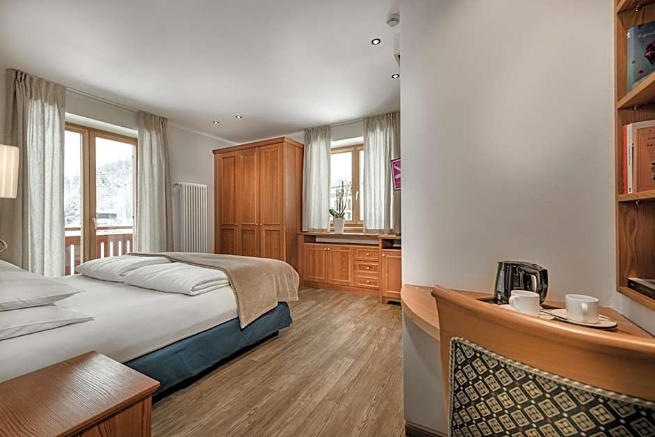 Family Hotel Serena