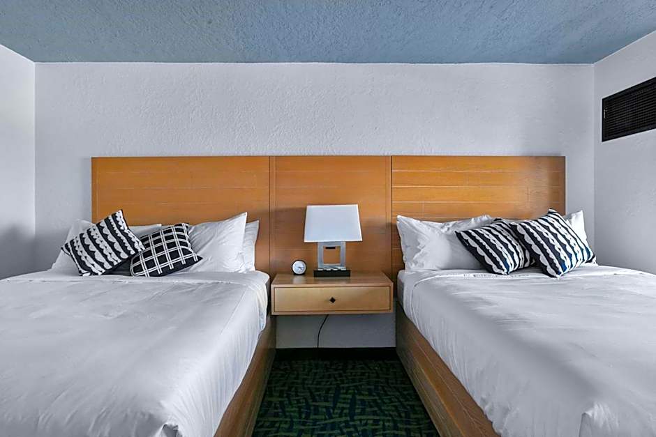 Mulberry, a Wyndham Hotel