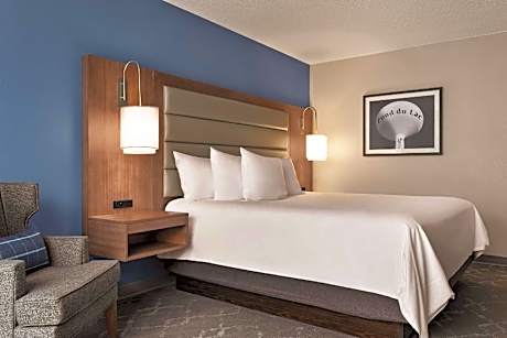 King Bed-Premium Room-Sofabed-Non Smoking