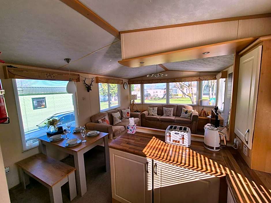 24 The Beeches Caravan Park