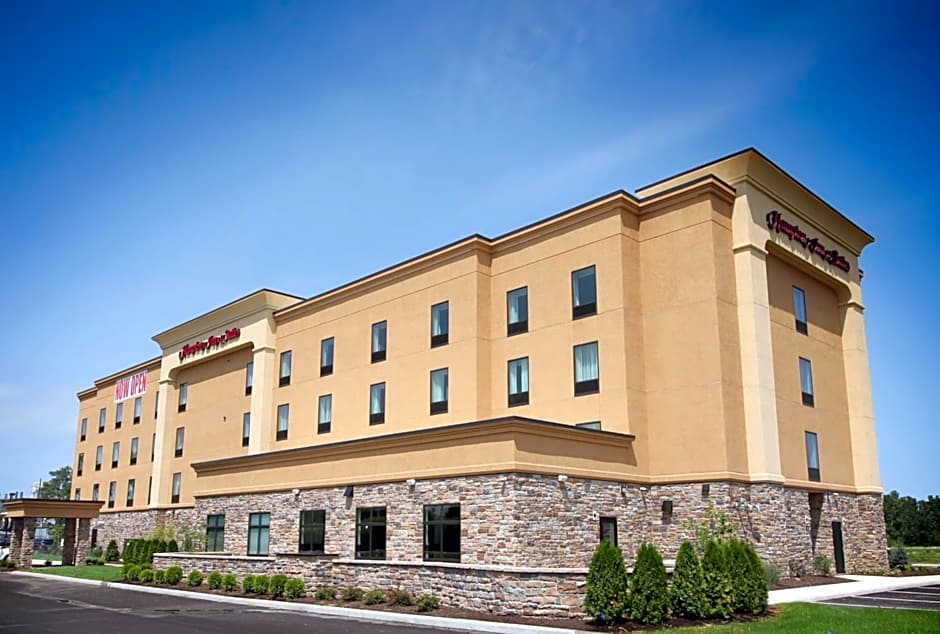 Photo 1 of 24 of Hampton Inn By Hilton & Suites Sandusky/Milan