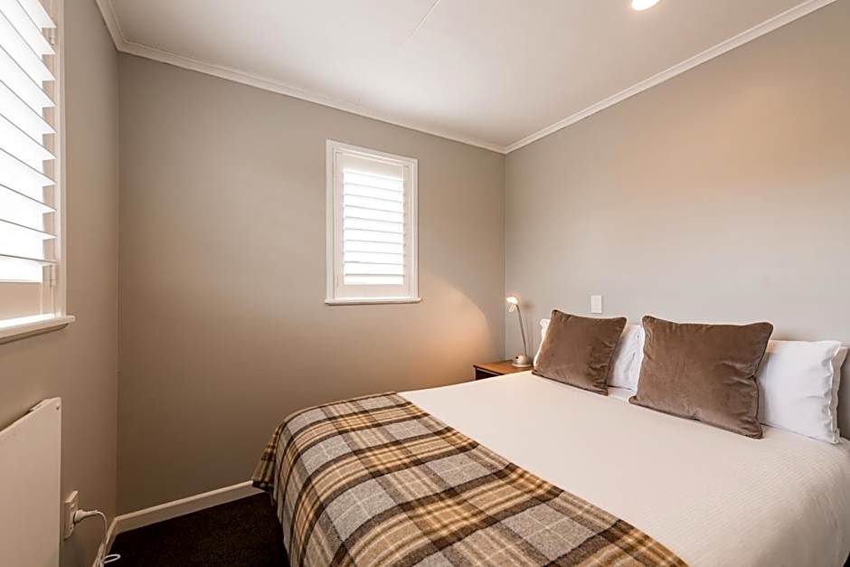 Suncourt Hotel & Conference Centre