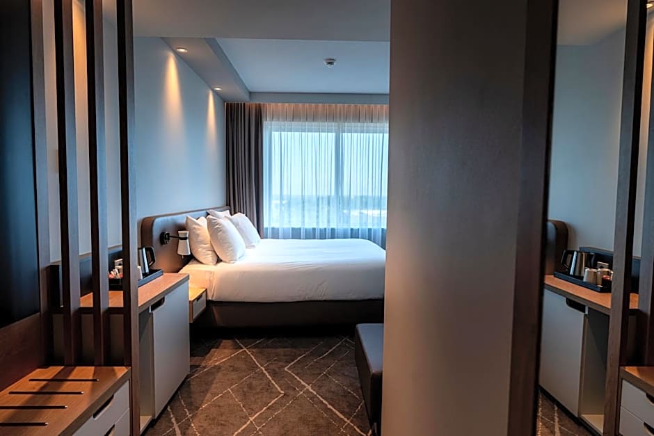 Holiday Inn Eindhoven Airport By IHG