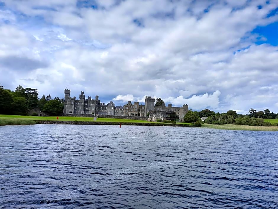 Whitethorn Lodge, Bed & Breakfast, Lackafinna