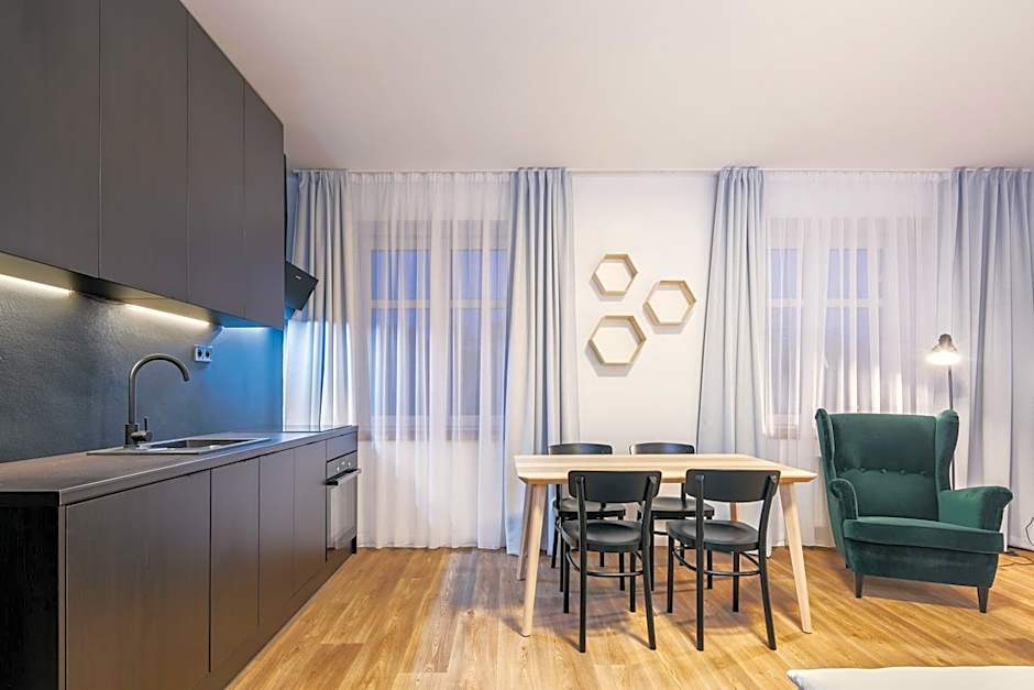 Pytloun Flat Hotel