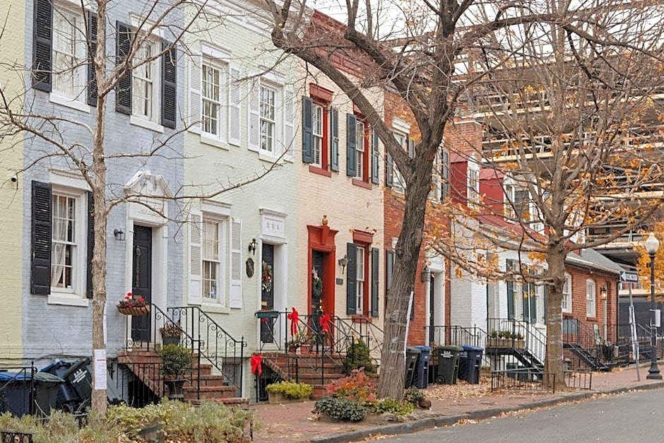 Sonder Georgetown C&O
