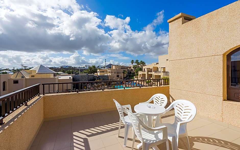 Blue Sea Apartamentos Costa Teguise Gardens