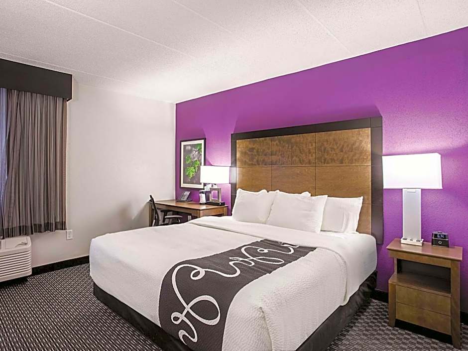 La Quinta Inn & Suites by Wyndham Baltimore N/White Marsh