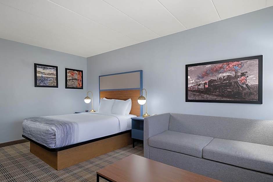AmericInn by Wyndham Baldwin