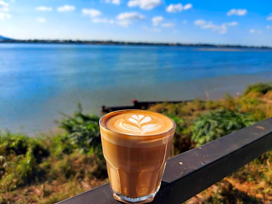 Pilgrims Kitchen & Inn