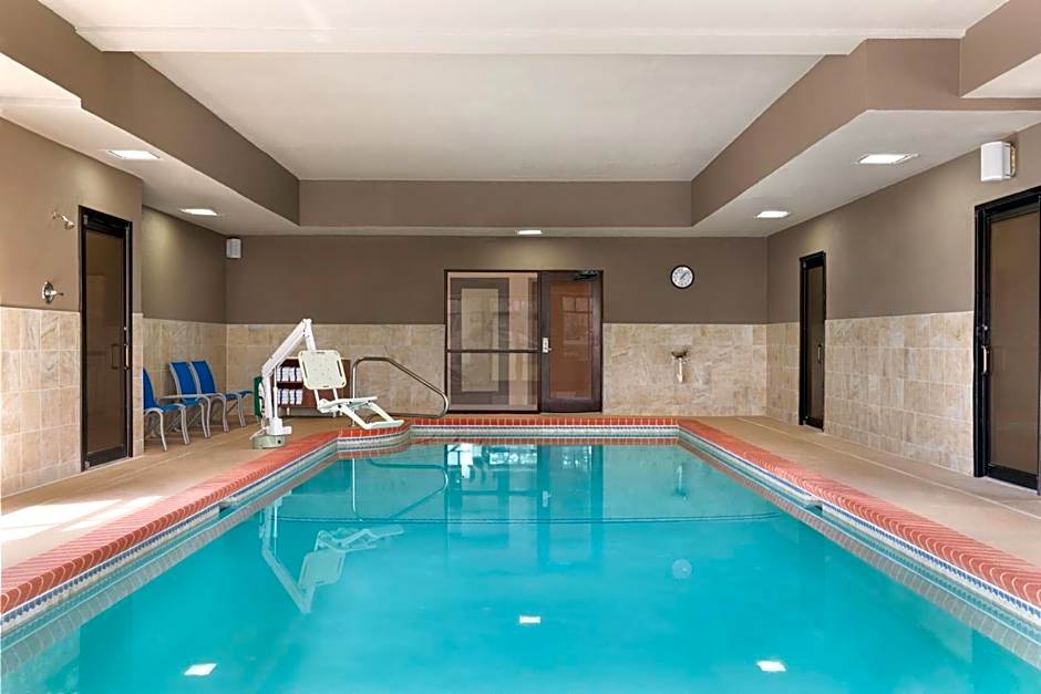 Holiday Inn Express Hotel & Suites Lavonia By IHG