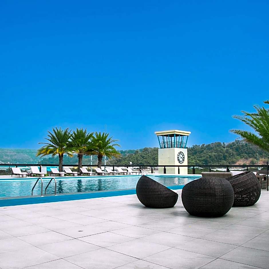 Le Charme Suites Subic
