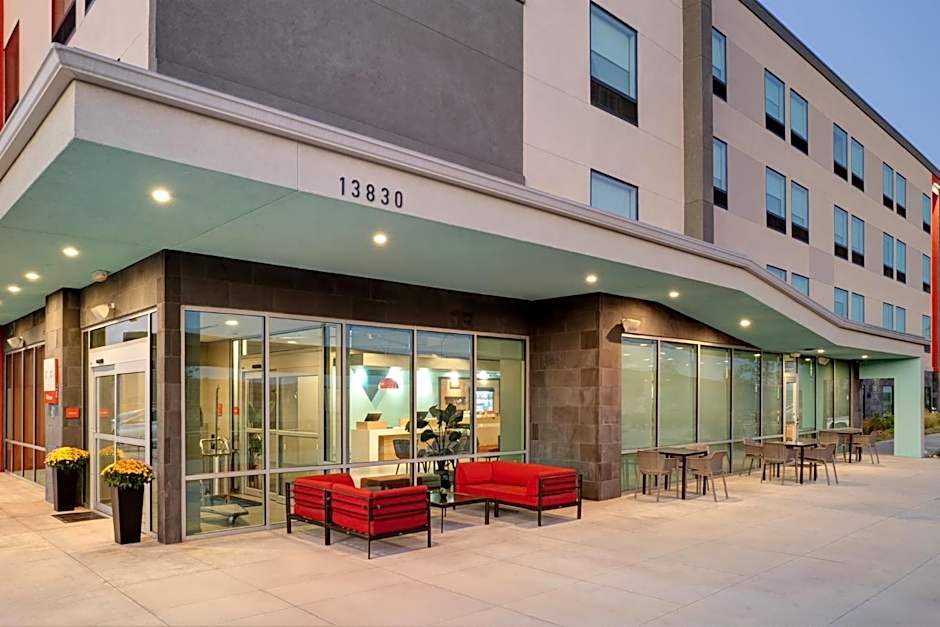 avid hotels Austin NW - Lakeline By IHG