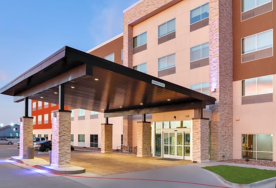 Holiday Inn Express And Suites Kermit By IHG