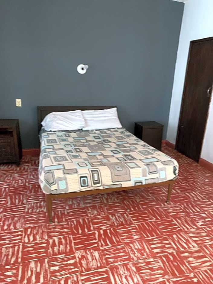 Hotel Osaenzz