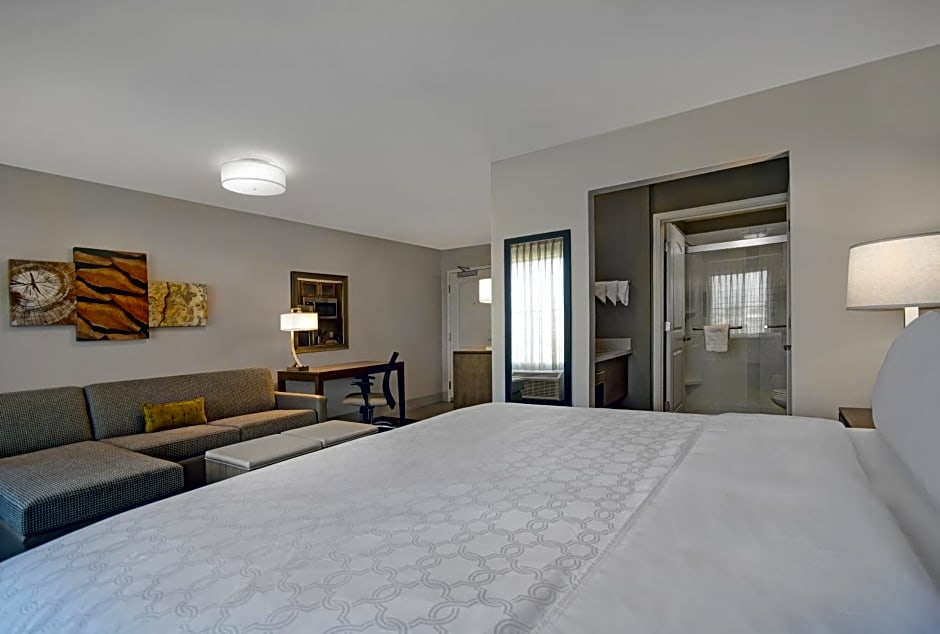 Staybridge Suites Sterling Heights - Detroit Area By IHG
