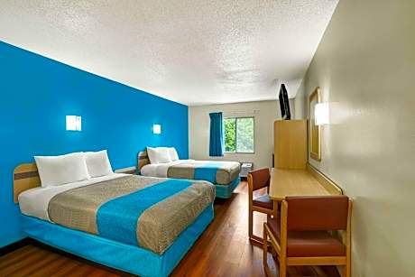 Quadruple Room - Non-Smoking