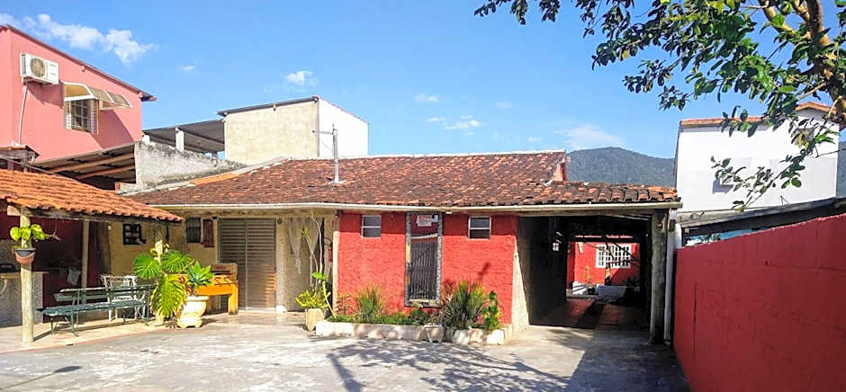 Hostel Canto da Praia São Sebastião - próximo ao enrocamento Caraguatatuba