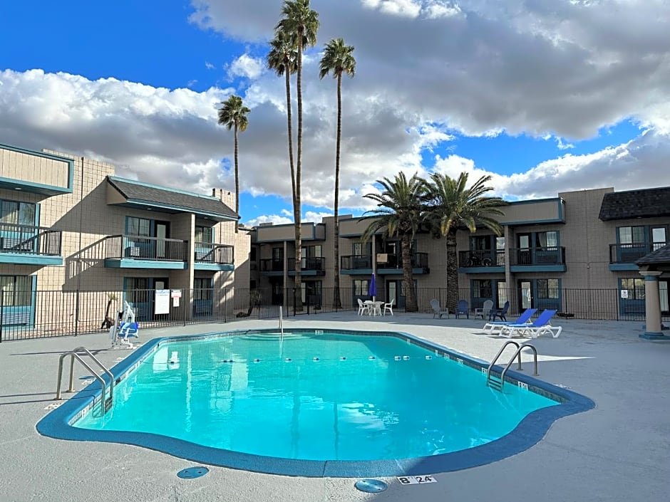 Studio 6 Mesa, AZ ? Near Downtown &amp; Sloan Park