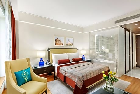 Oberoi Suite with Two Ways Airport Transfers