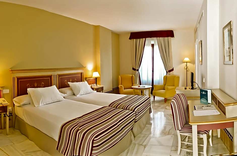 Alcazar De La Reina Hotel