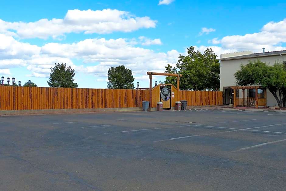 Grand Canyon Inn and Motel - South Rim Entrance