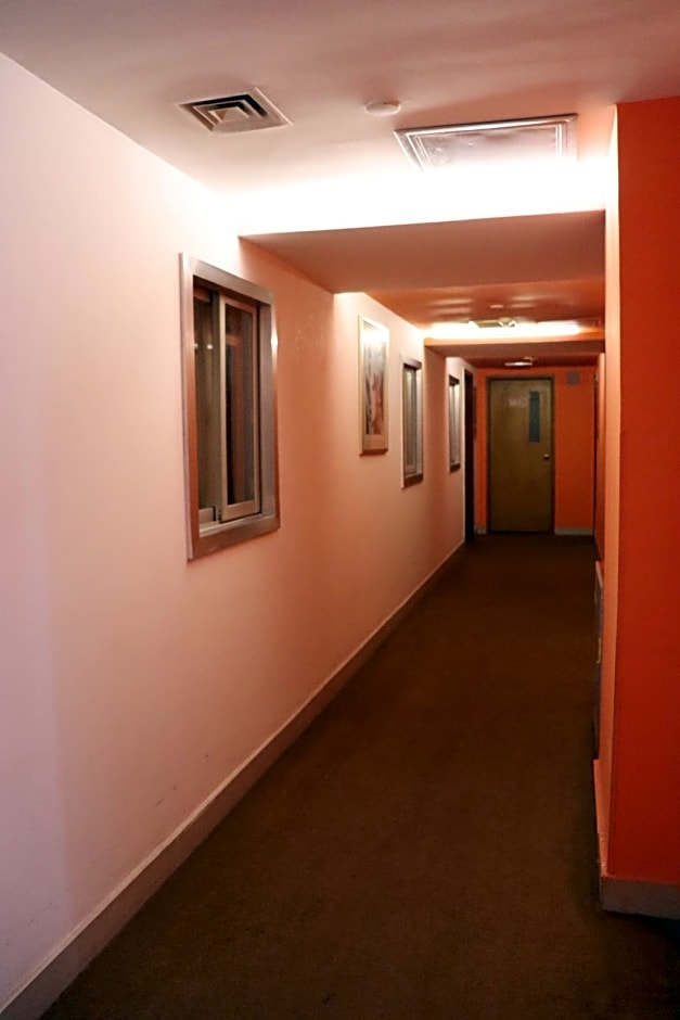 4th Zhongshan Road Garden Inn