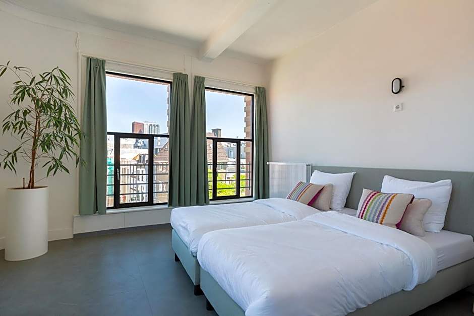 Pink Flamingo Boutique Hostel