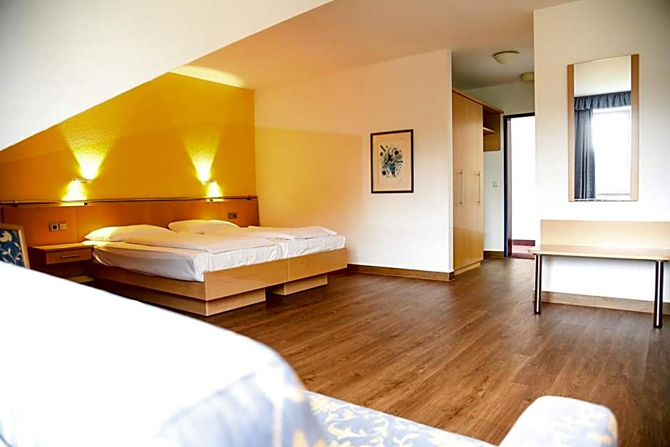 Hotel am Markt Garni - Aegidienberg