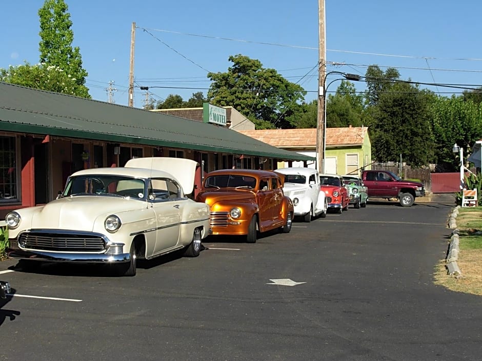 Jumping Frog Motel