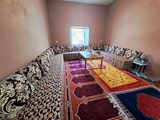 LE JARDIN DES GRENADIERS