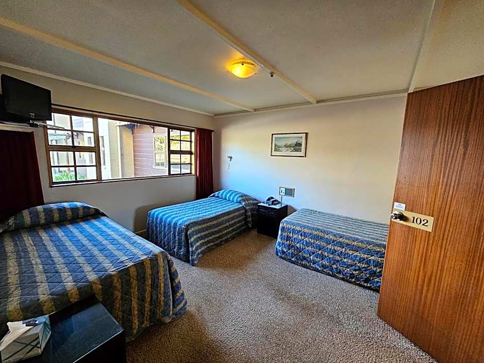 Discovery Countrytime Hotel