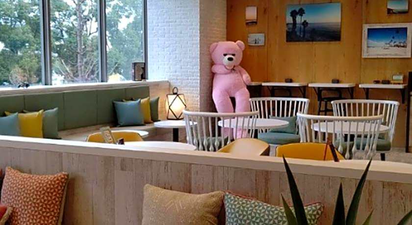 VIA INN SHIN-OSAKA SHOMENGUCHI - JR WEST GROUP