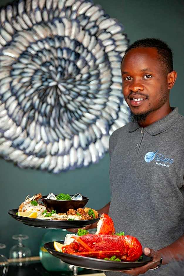 Abalone Hotel & Villas