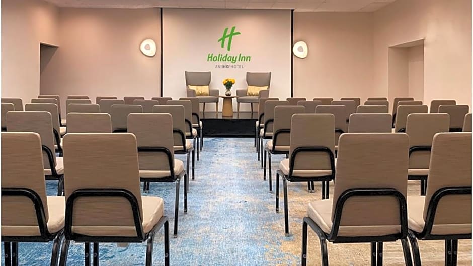Holiday Inn Los Angeles - LAX Airport, an IHG Hotel