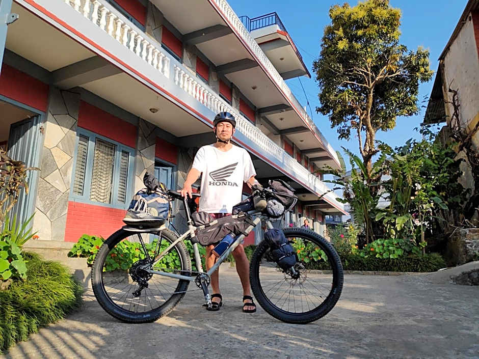 Hotel Mountain View - Lakeside Pokhara