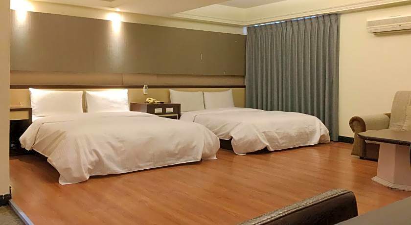 Zaw Jung Business Hotel