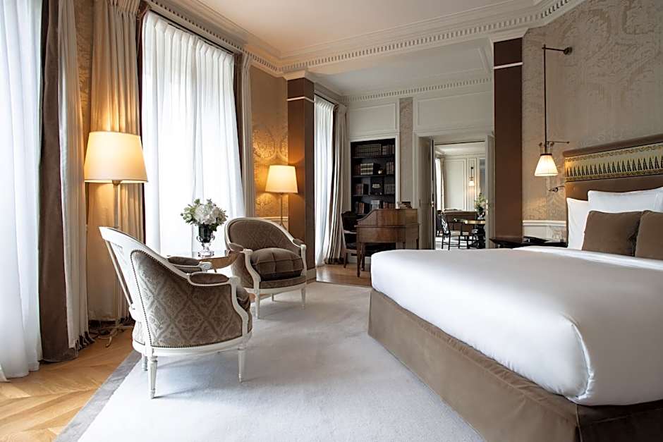 La Réserve Paris Hotel & Spa